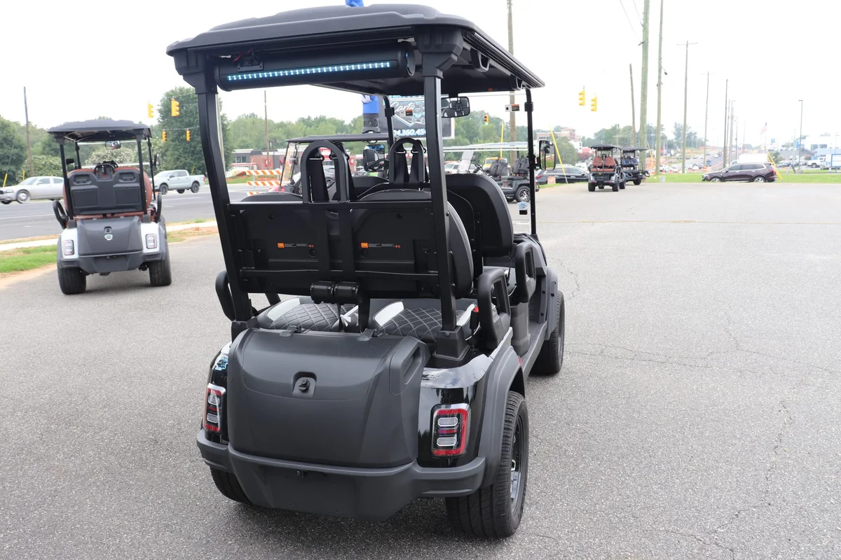 2026 ICON I40FX Black photo 6