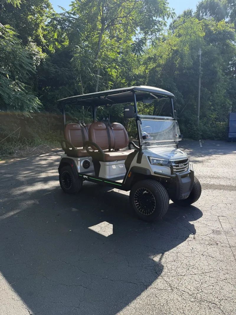 2026 Epic Carts E40FX Wonderful White photo 9