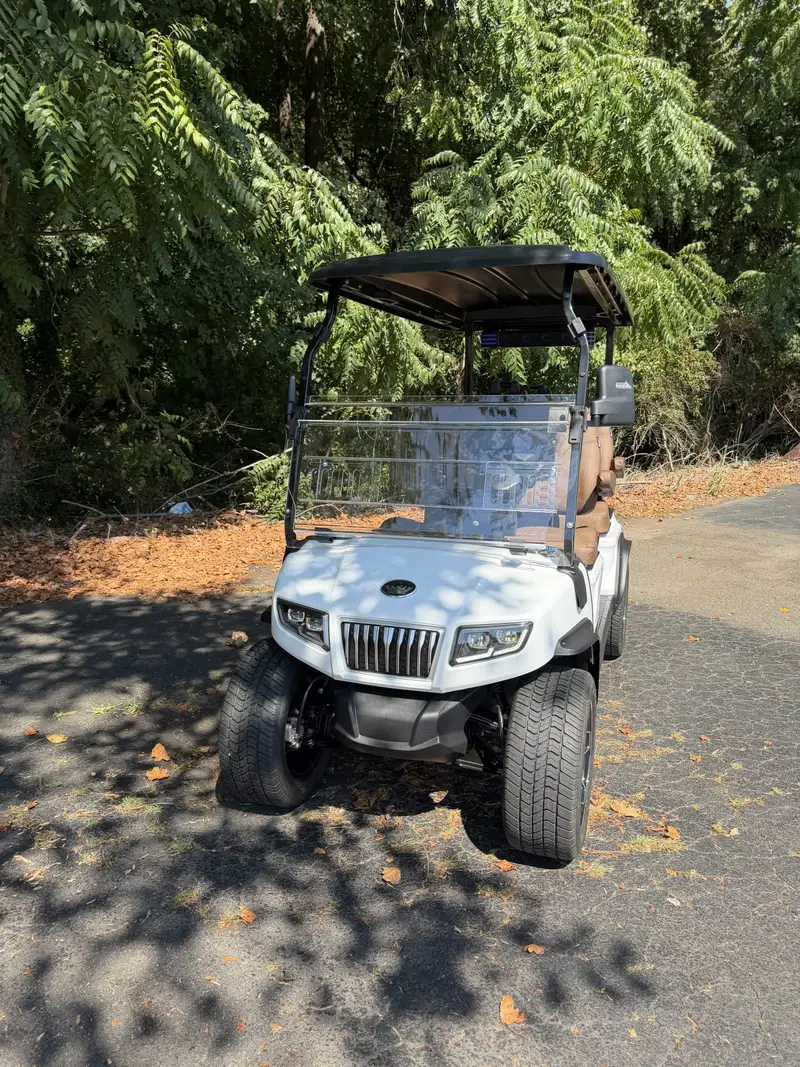2026 Evolution Ranger 4+ 4+ w/brown seats photo 5
