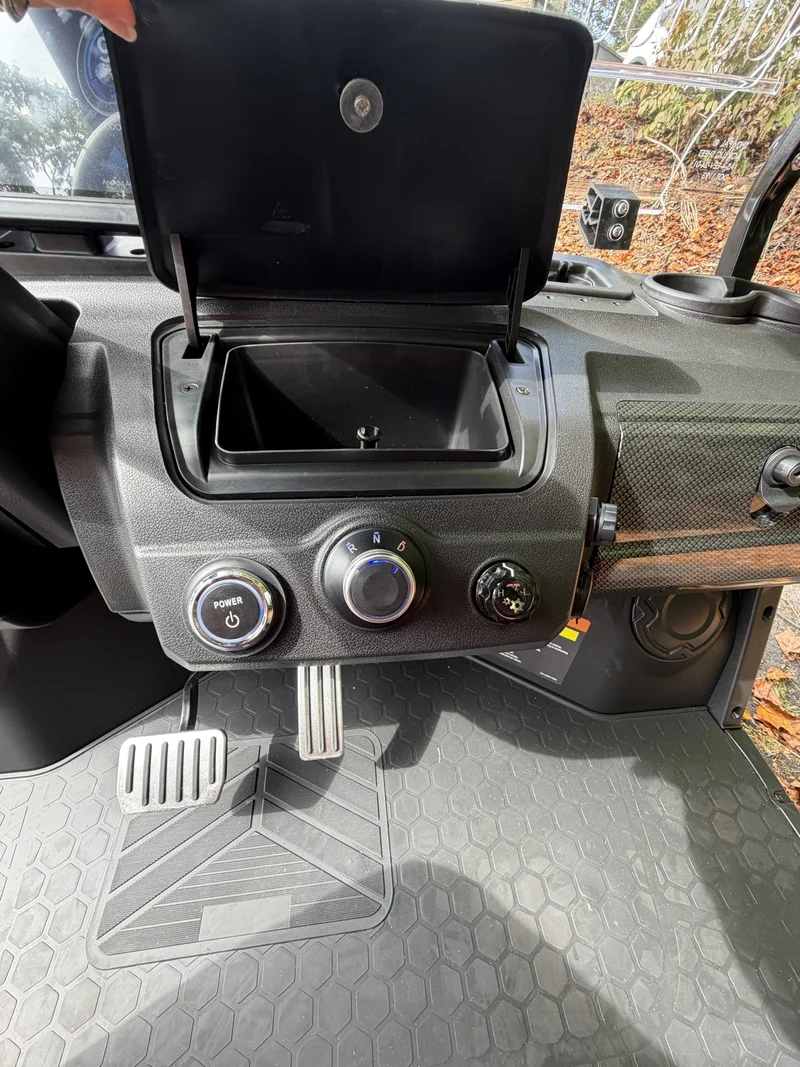 2026 Evolution Ranger 4+ photo 6