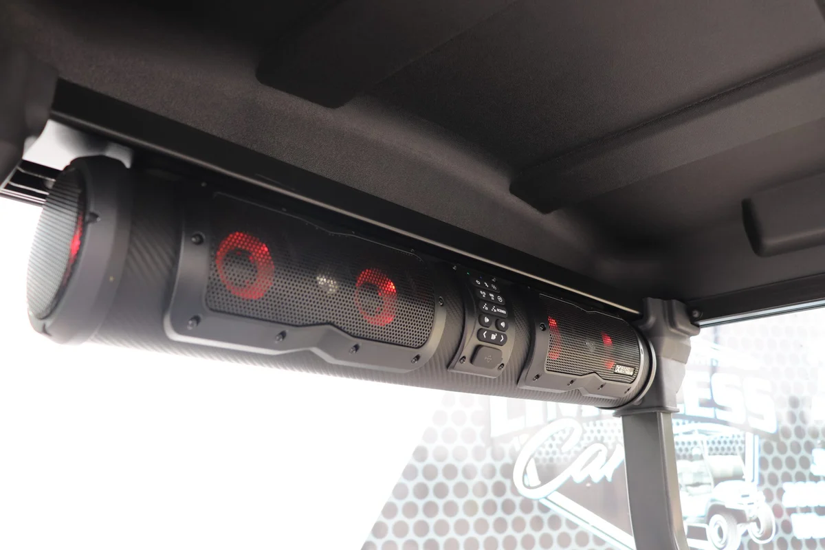2026 ICON I40FX Black photo 9