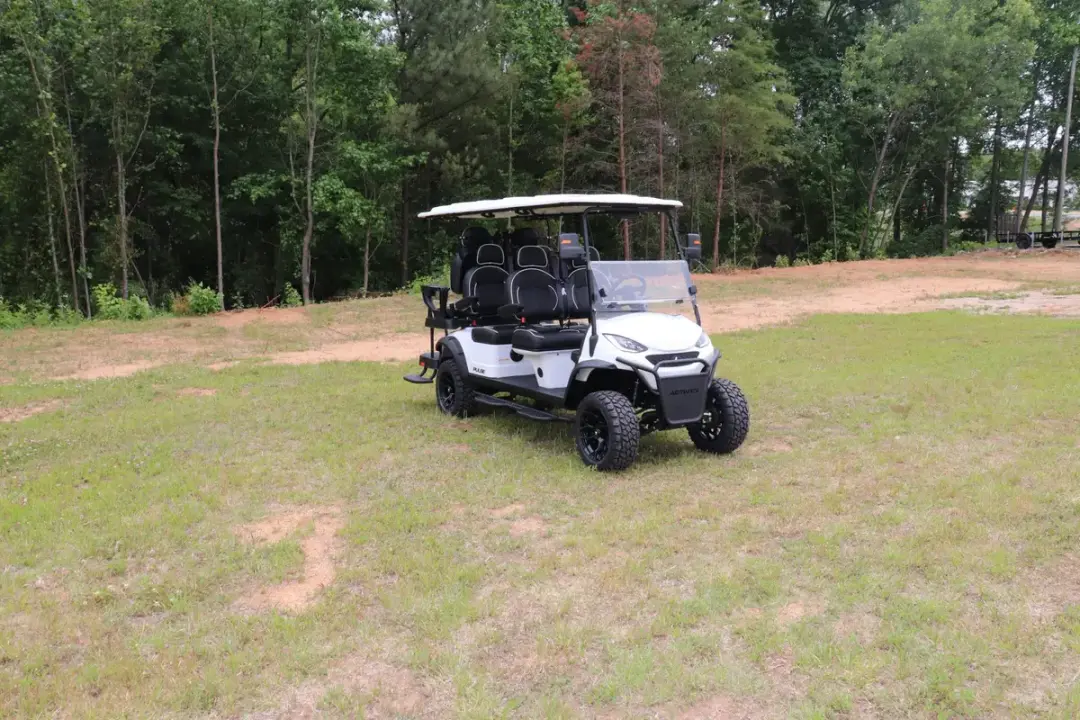 2026 ActivEV Pulse Lifted photo 1
