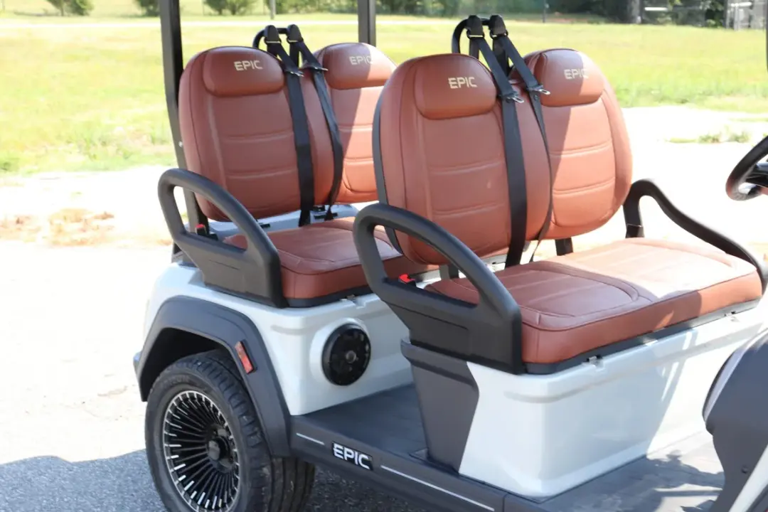 2026 Epic Carts E40FX White photo 8