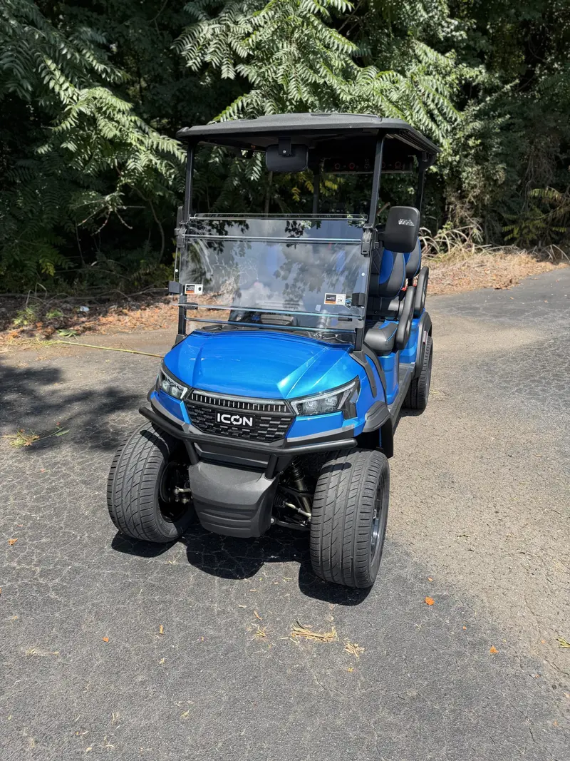 2026 ICON I40FX Ocean Blue photo 10