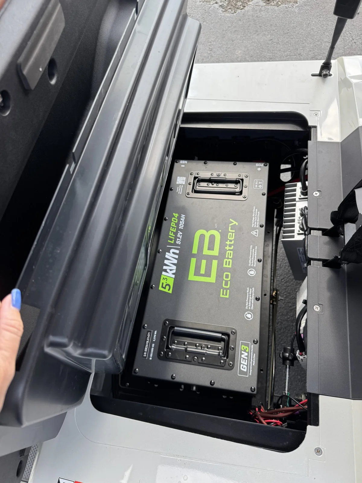 2026 ICON i60LX White photo 9