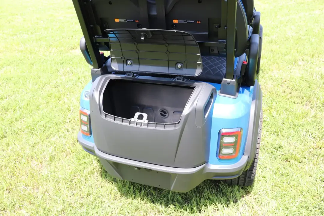 2026 ICON I40FX Blue photo 7