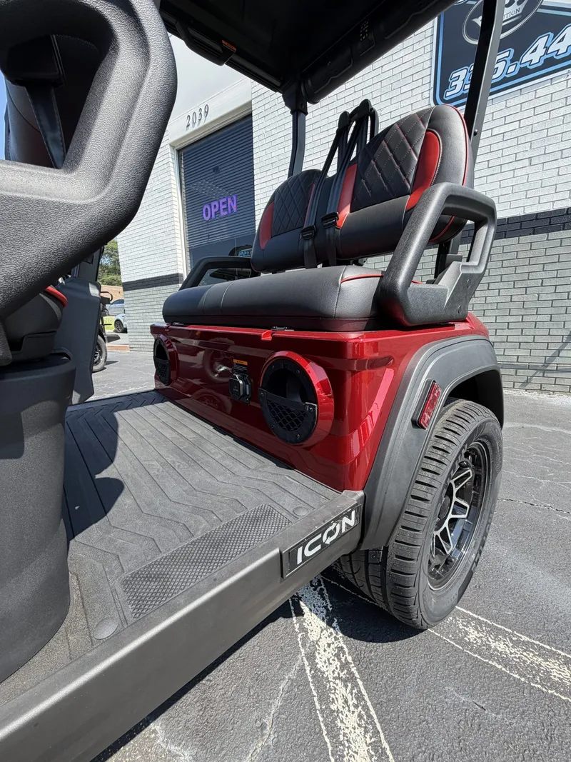 2026 ICON I40FX Royal Red photo 5