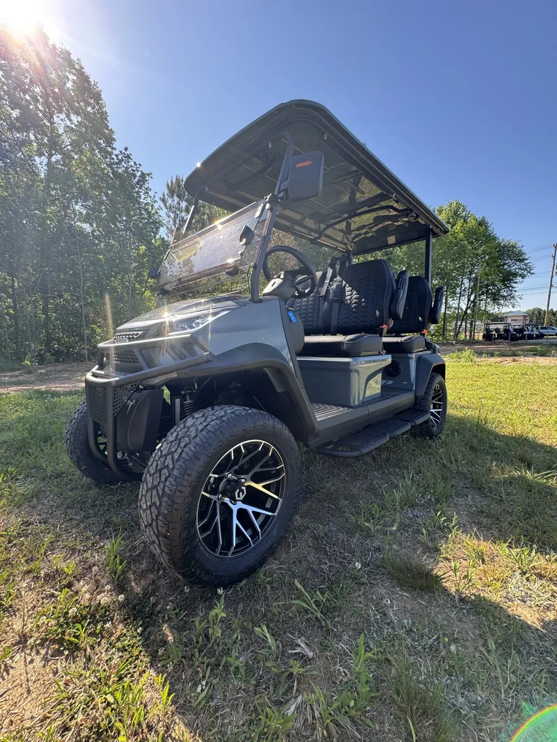 2026 Venom EV Stealth 4 photo 9