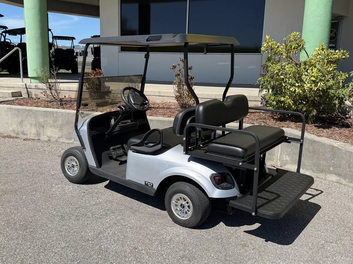 2021 E-Z-GO Freedom Gas photo 2