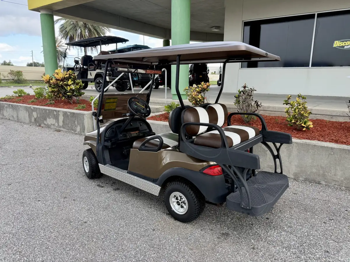 2016 Club Car Precedent Lithium photo 2