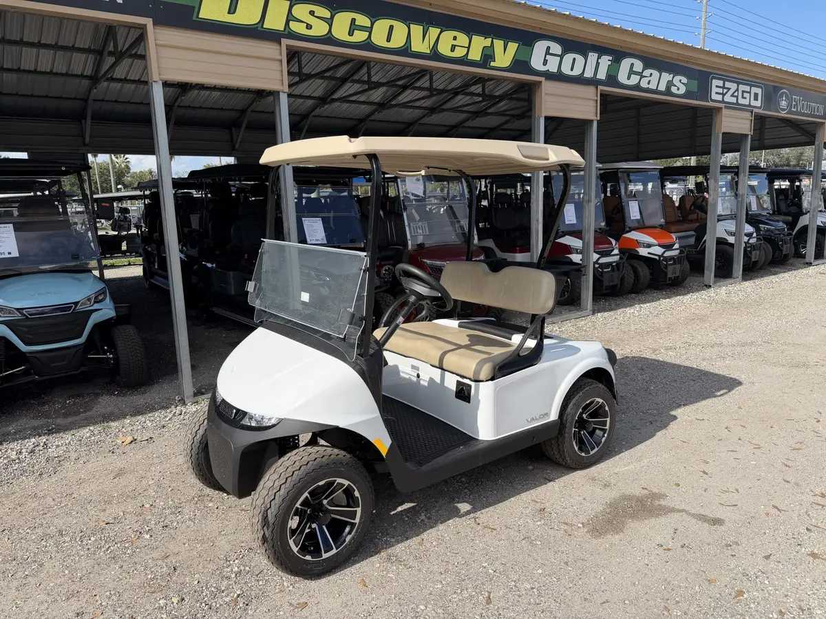 2026 E-Z-GO Valor 48V Electric photo 2
