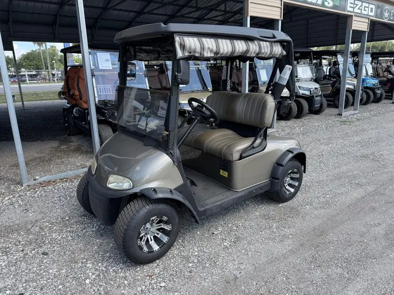 2018 E-Z-GO RXV 2 Passenger Electric photo 1