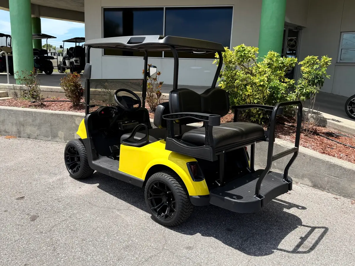 2020 E-Z-GO Freedom ELiTE Lithium photo 2