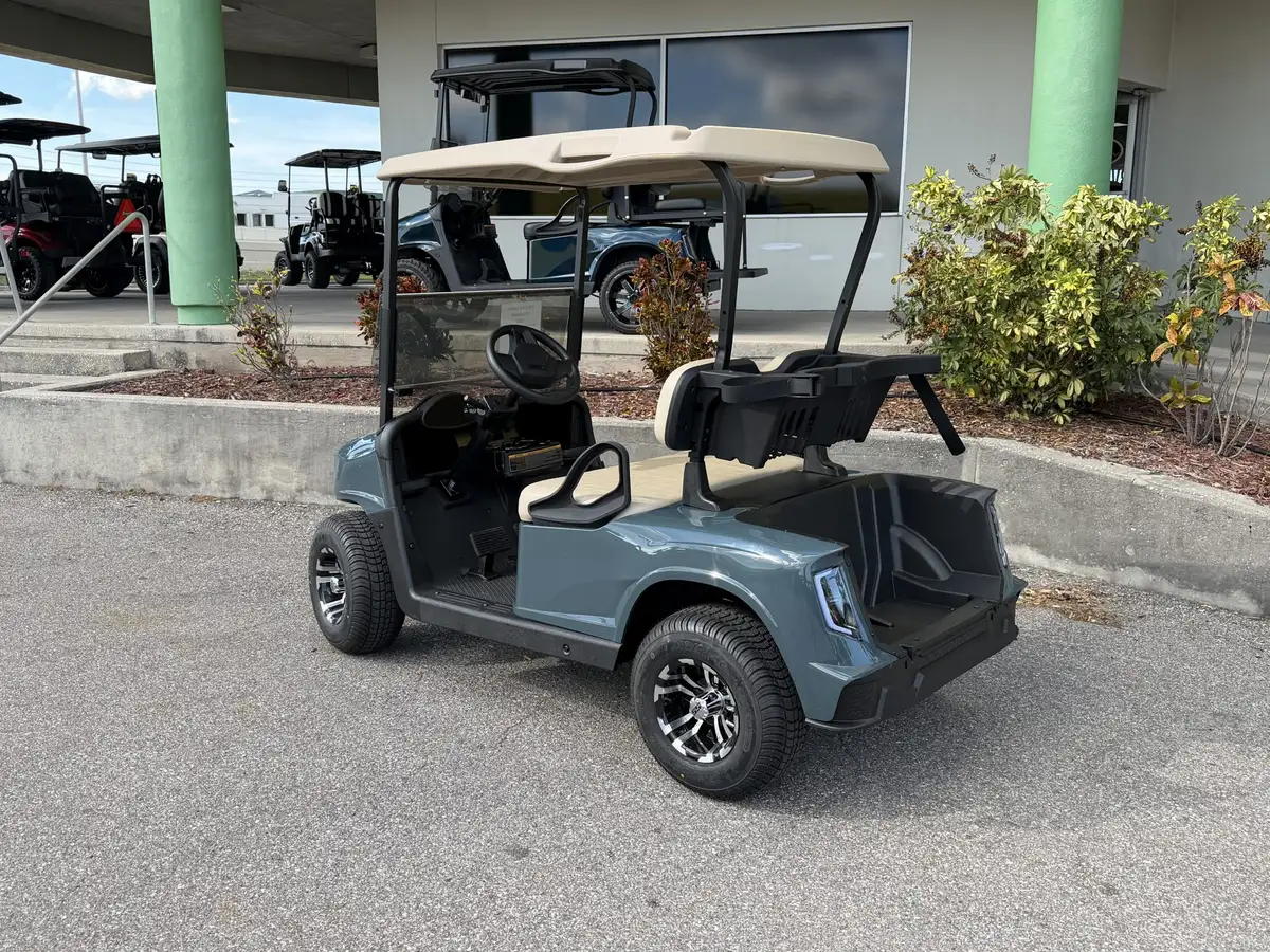 2020 E-Z-GO Freedom ELiTE Lithium photo 2