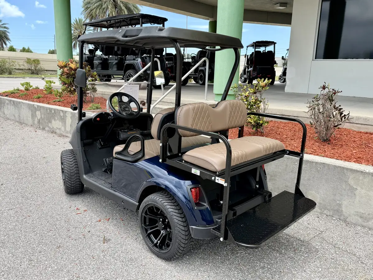 2022 E-Z-GO Freedom ELiTE Lithium photo 2