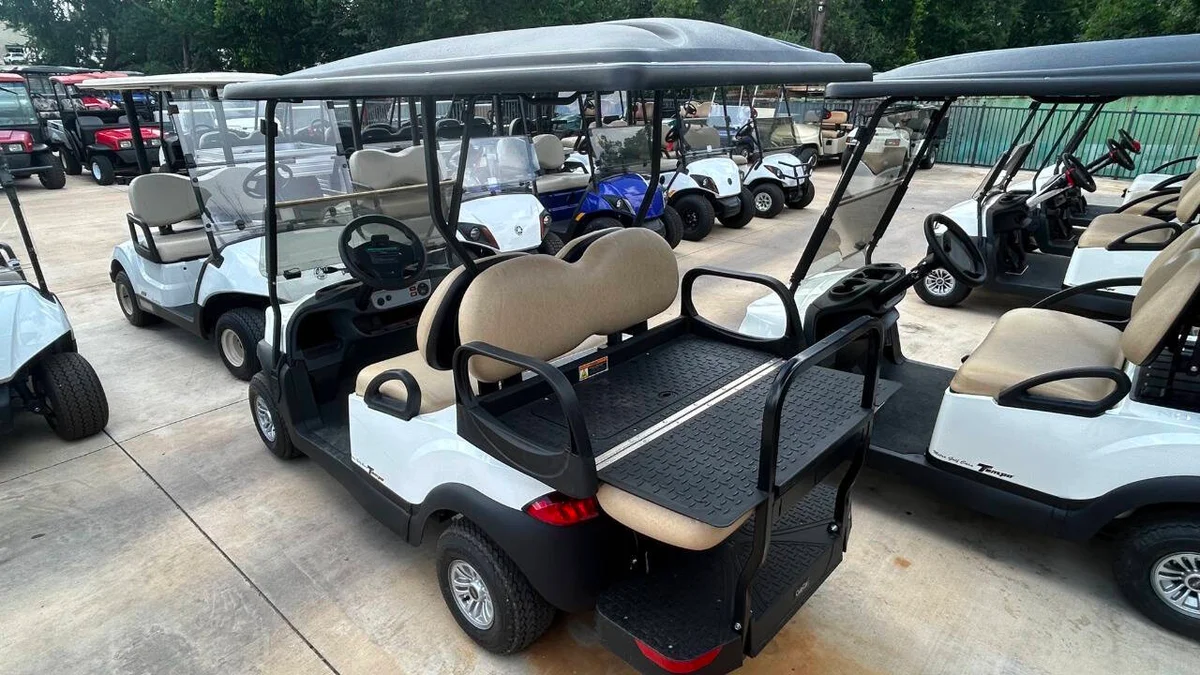 2026 Club Car 4 Passenger EFI Gas Tempo photo 3