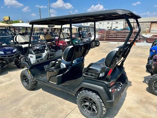 2025 Kawasaki NAV 4e LE Lithium 4 Passenger Electric PTV photo 3