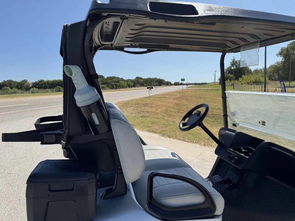 2024 E-Z-GO RXV ELiTE Lithium photo 11