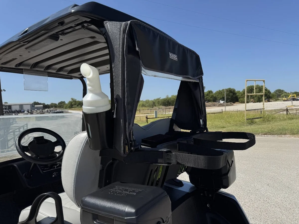 2024 E-Z-GO RXV ELiTE Lithium photo 10