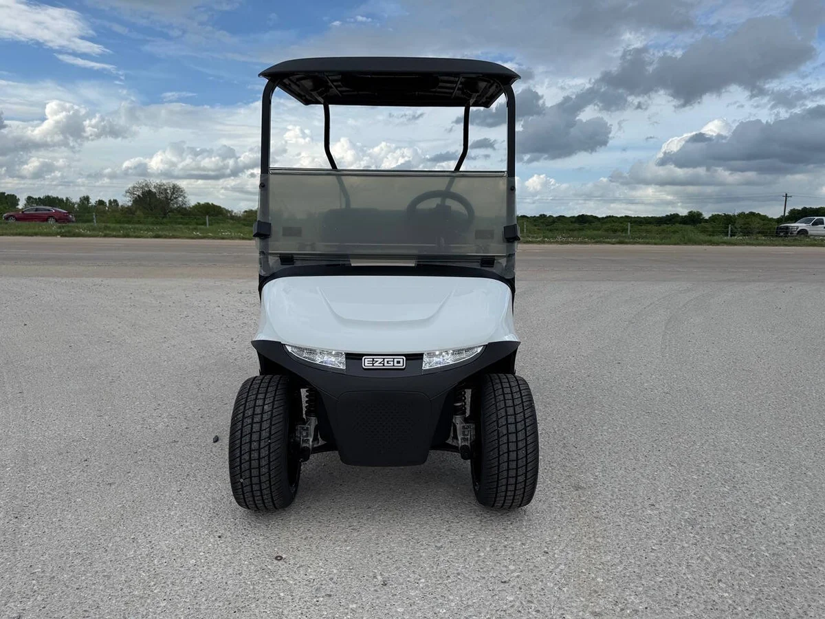 2026 E-Z-GO RXV ELiTE Lithium photo 7