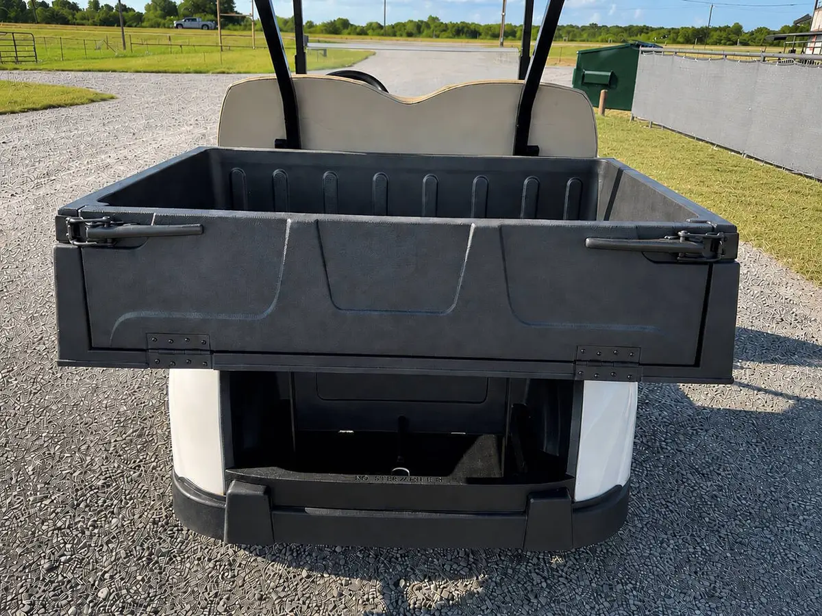 2023 E-Z-GO RXV ELiTE Lithium photo 8