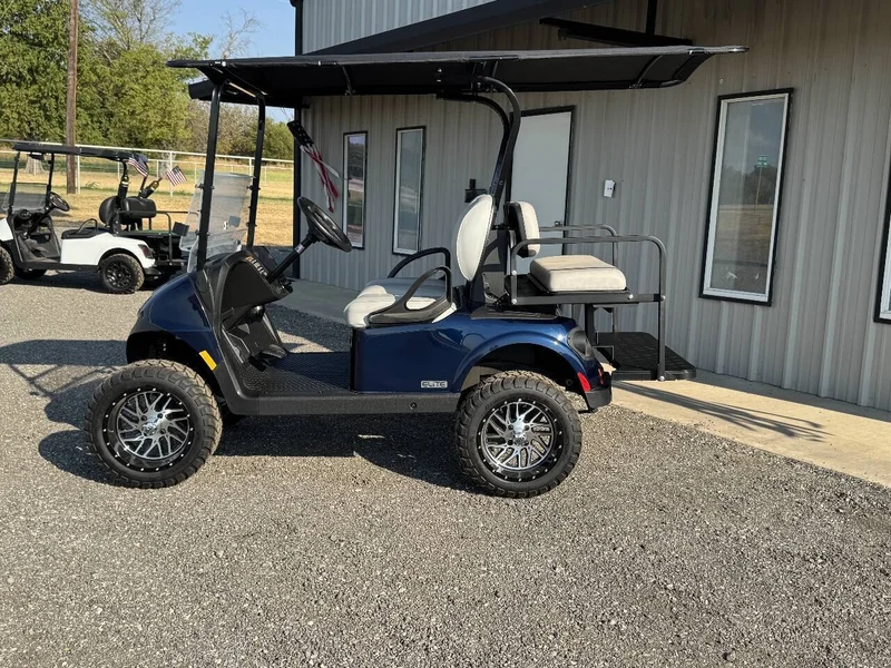 2025 E-Z-GO RXV ELiTE Lithium photo 7
