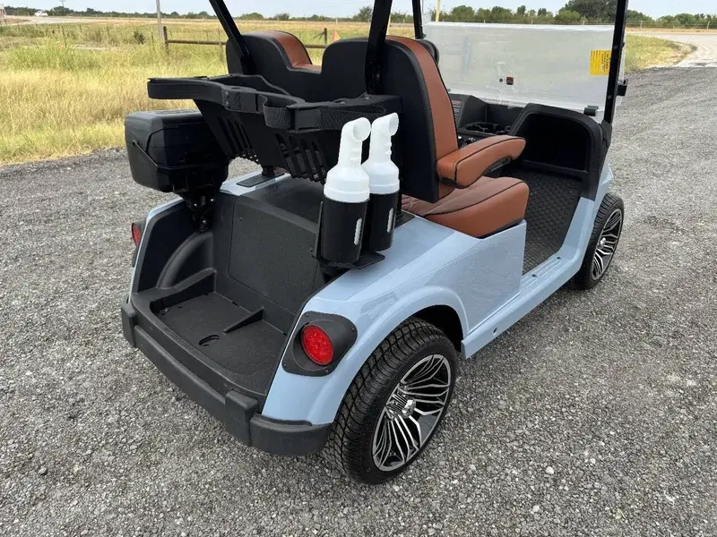 2026 E-Z-GO Freedom ELiTE Lithium photo 10