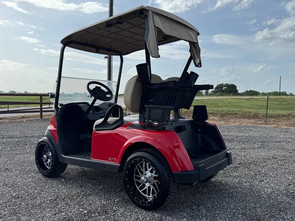 2024 E-Z-GO RXV ELiTE Lithium photo 6