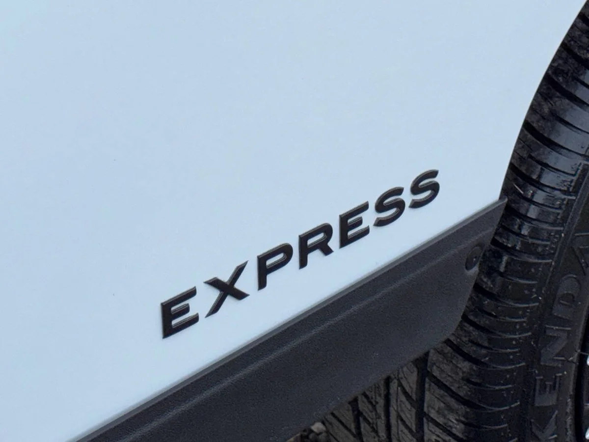 2026 E-Z-GO Express SUMMIT XT photo 16