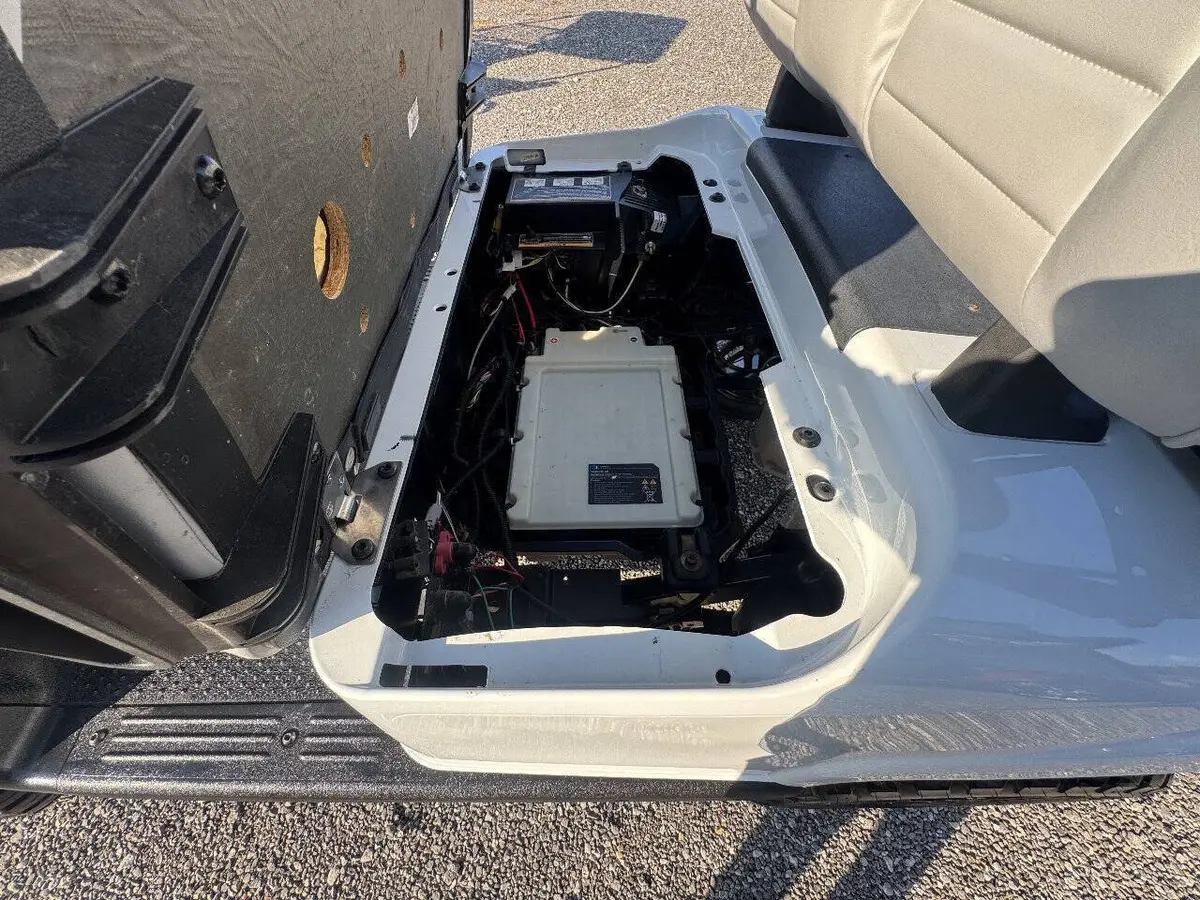 2022 E-Z-GO Freedom ELiTE Lithium photo 15