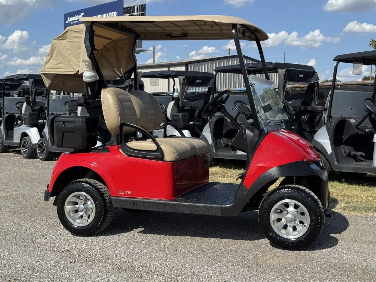 2024 E-Z-GO RXV ELiTE Lithium photo 2