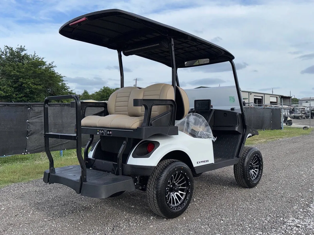 2026 E-Z-GO Express SUMMIT XT photo 6