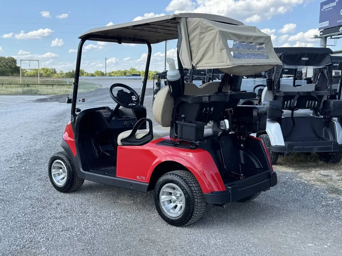 2024 E-Z-GO RXV ELiTE Lithium photo 7