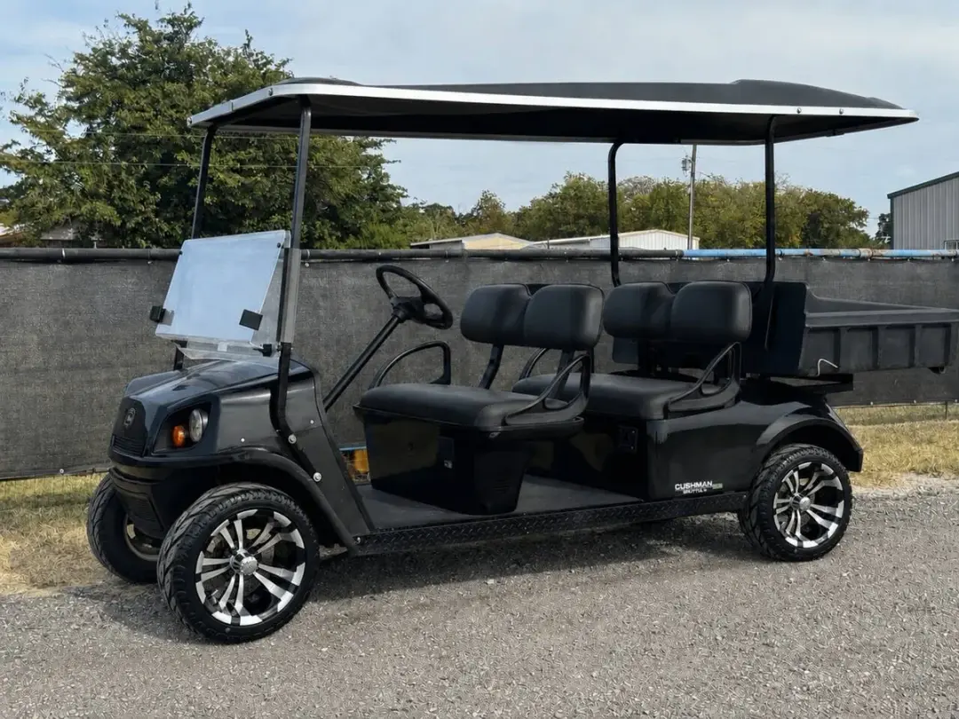 2022 Cushman Shuttle 4 Elite Lithium photo 1