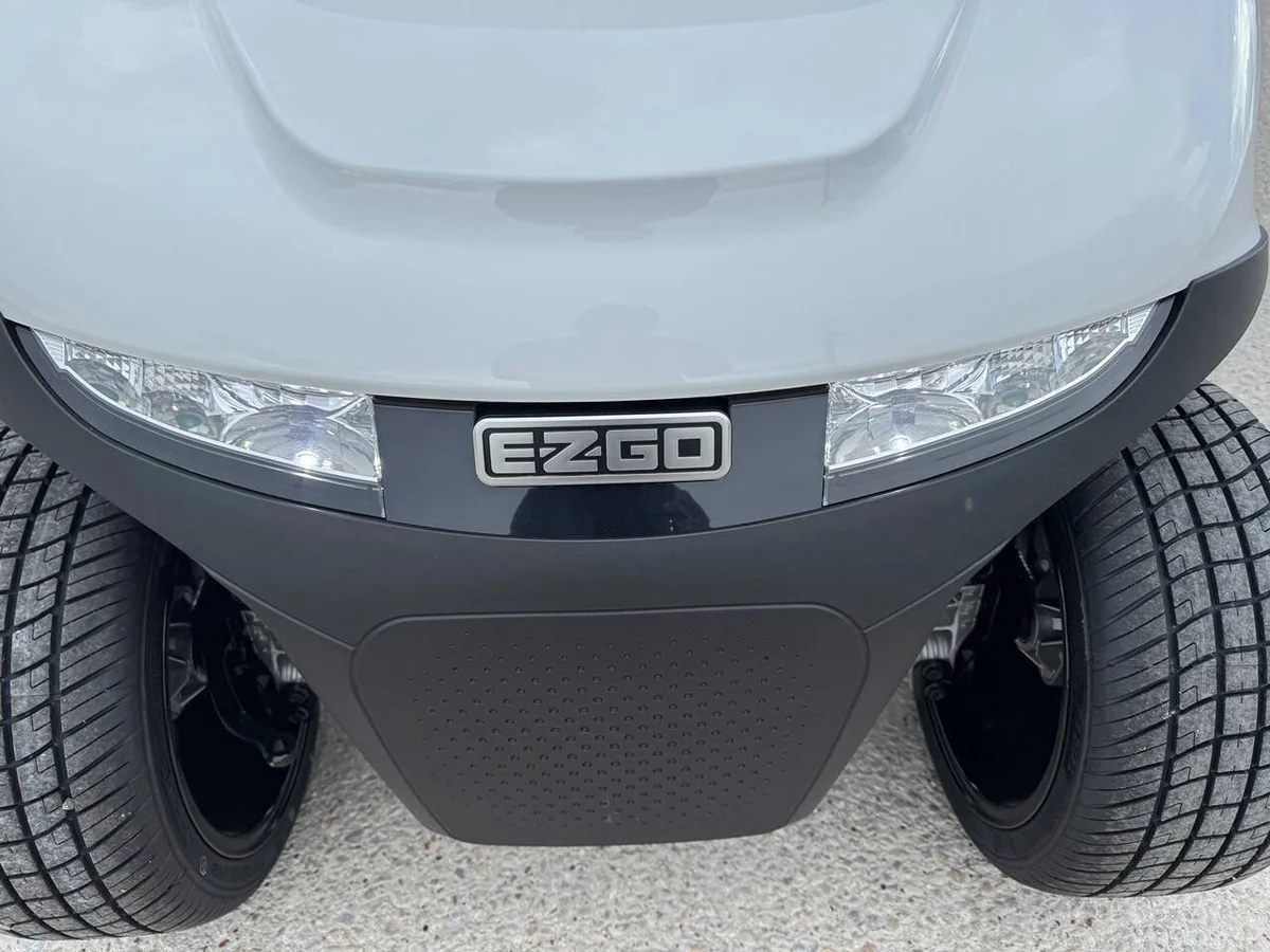 2026 E-Z-GO RXV ELiTE Lithium photo 8