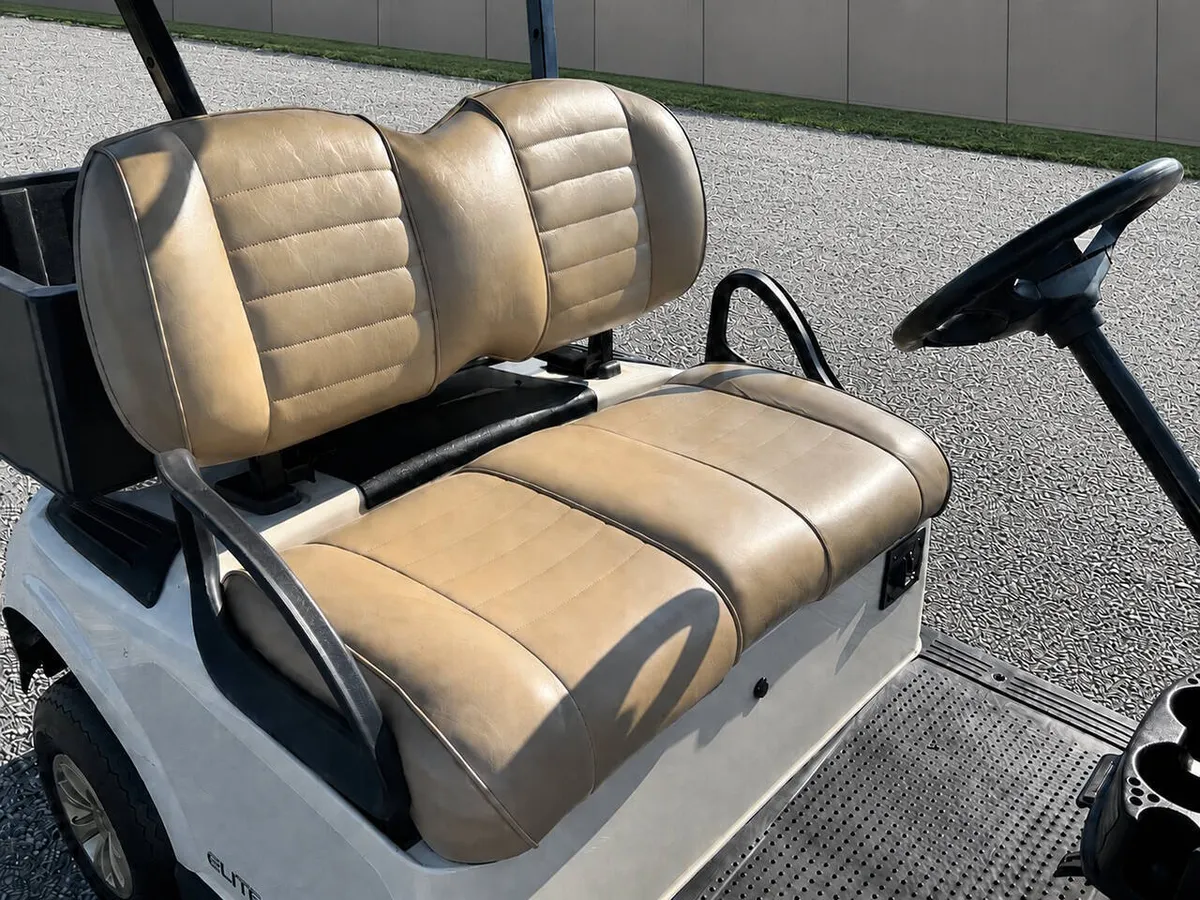 2023 E-Z-GO RXV ELiTE Lithium photo 9