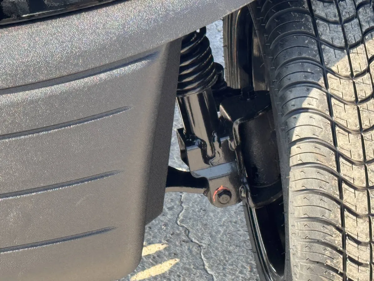 2021 E-Z-GO RXV ELiTE Lithium photo 13