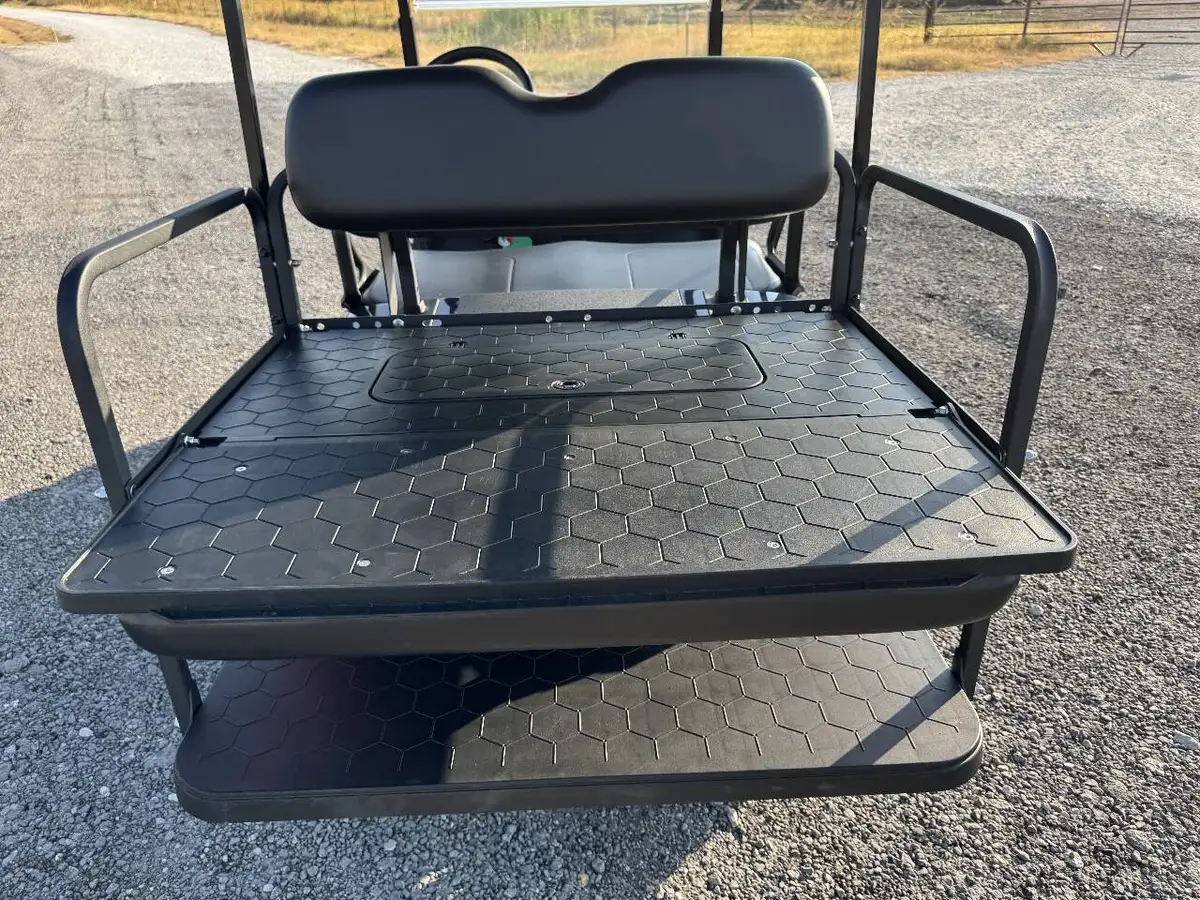 2021 E-Z-GO RXV ELiTE Lithium photo 2
