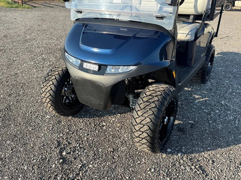 2025 E-Z-GO RXV ELiTE Lithium photo 1