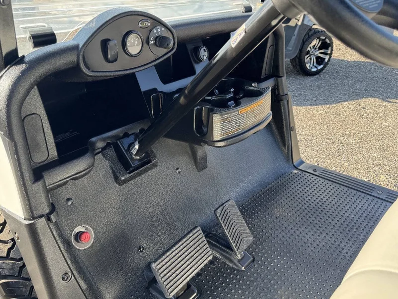 2022 E-Z-GO Freedom ELiTE Lithium photo 13