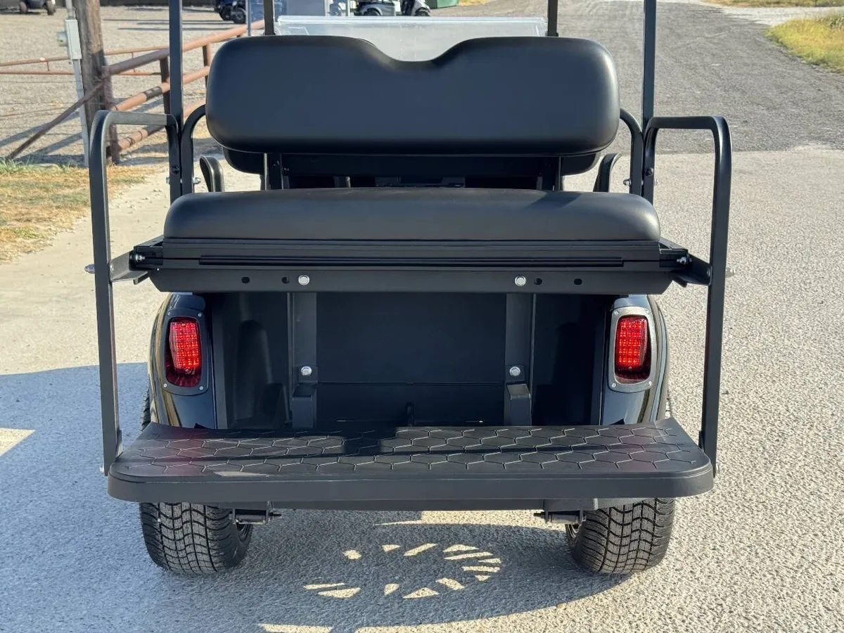 2021 E-Z-GO RXV ELiTE Lithium photo 14