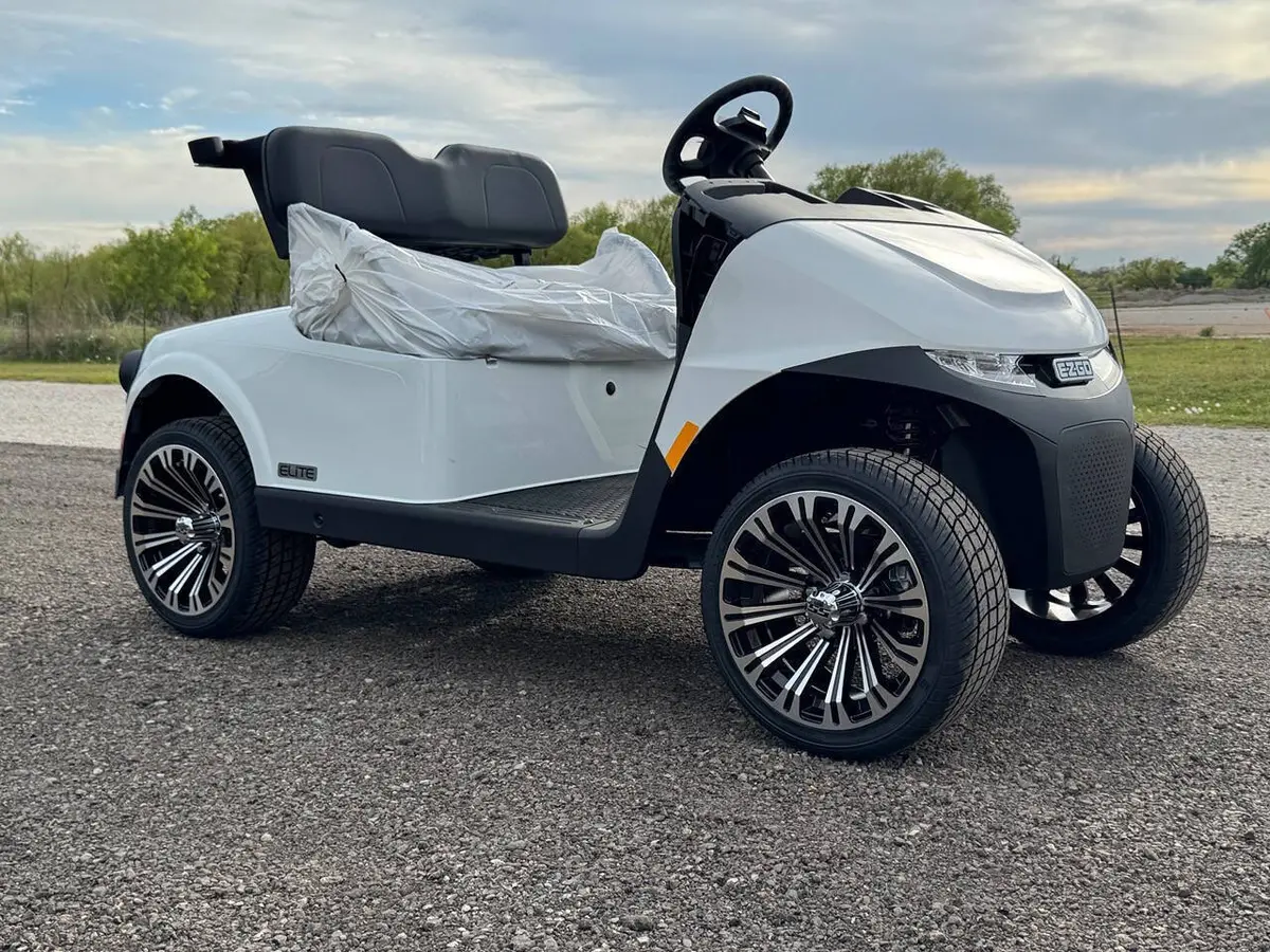 2026 E-Z-GO RXV ELiTE Lithium photo 22