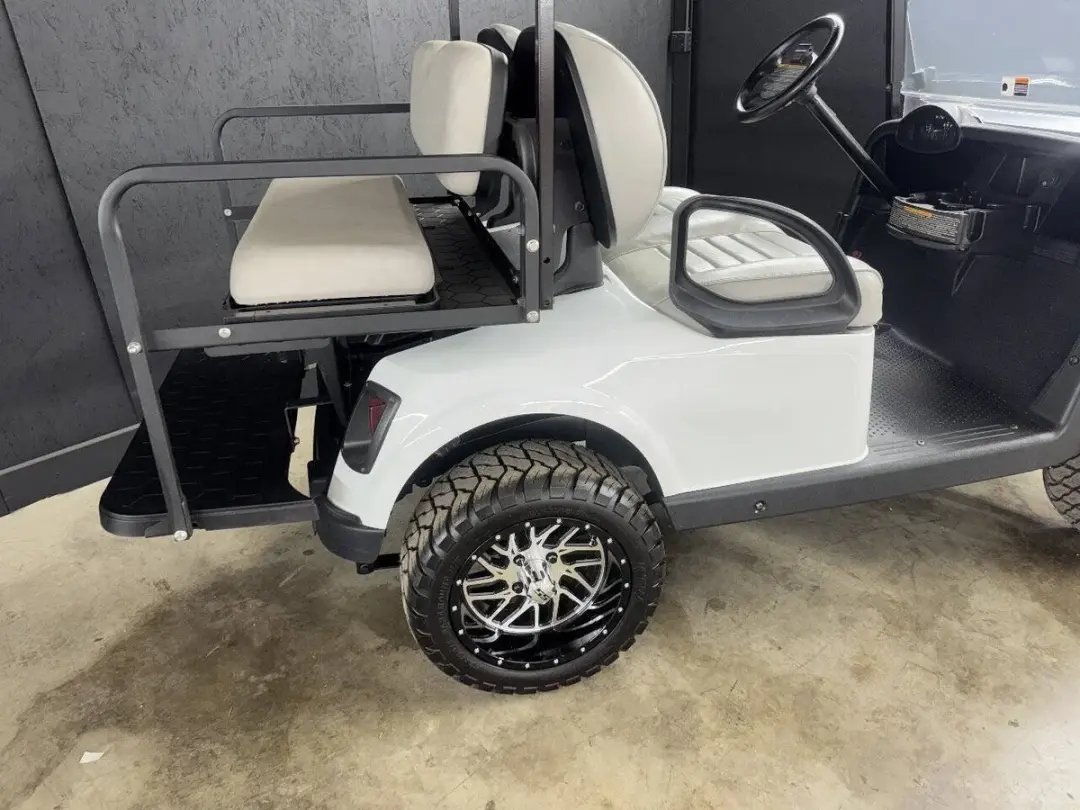 2022 E-Z-GO Freedom ELiTE Lithium photo 5