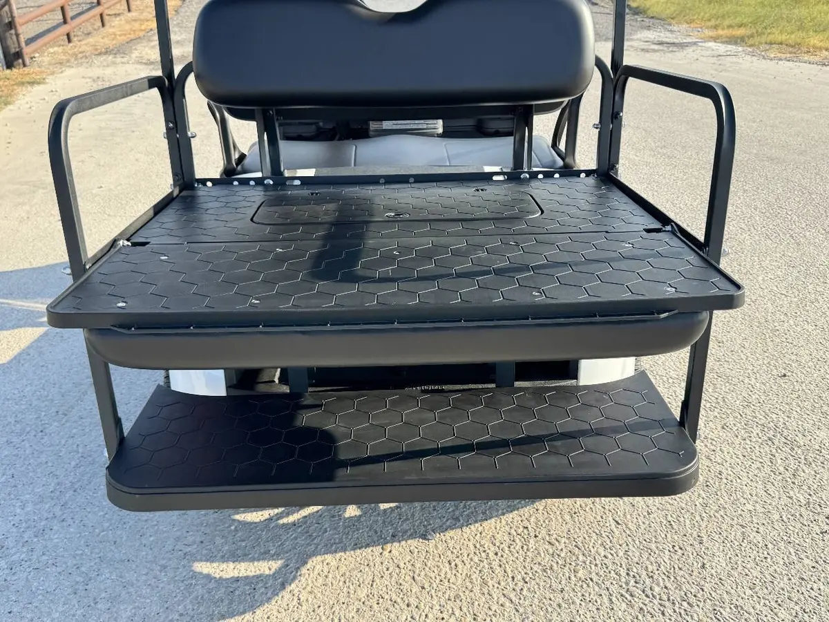 2021 E-Z-GO RXV ELiTE Lithium photo 8