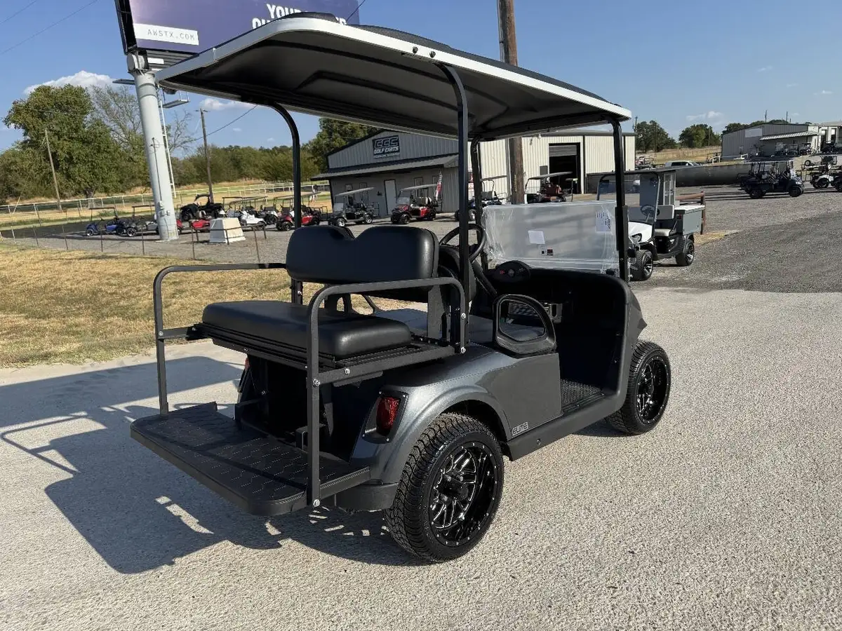 2021 E-Z-GO RXV ELiTE Lithium photo 5