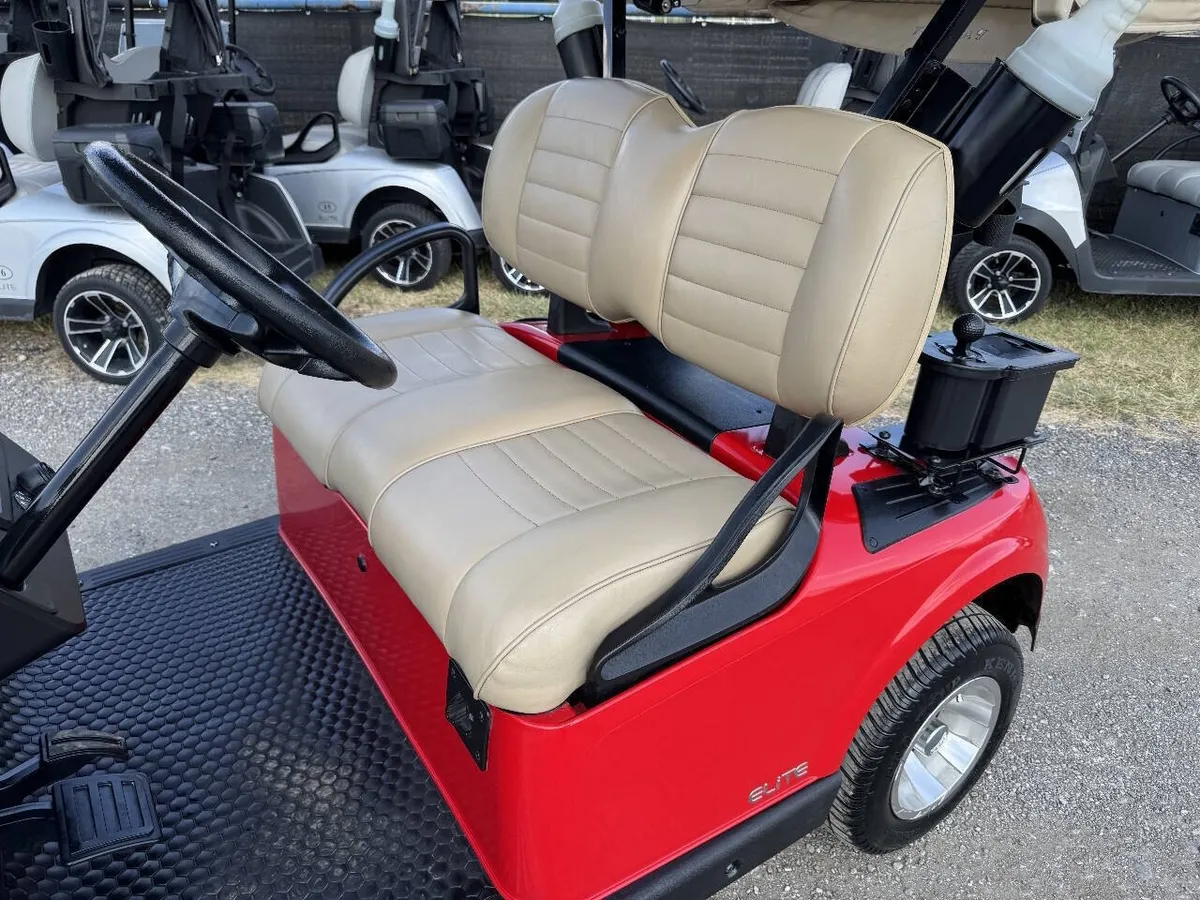 2024 E-Z-GO RXV ELiTE Lithium photo 9