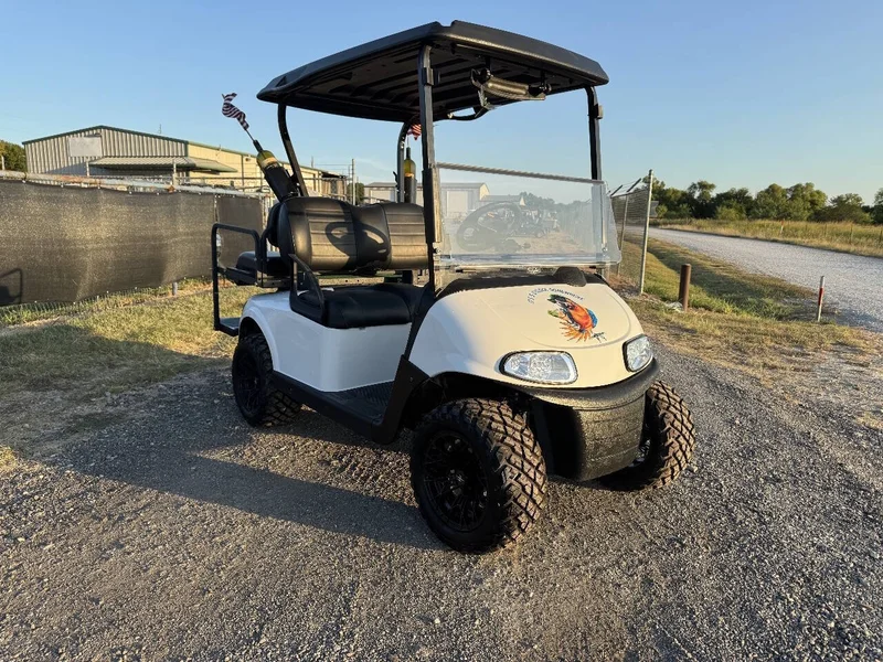 2023 E-Z-GO RXV ELiTE Lithium photo 6