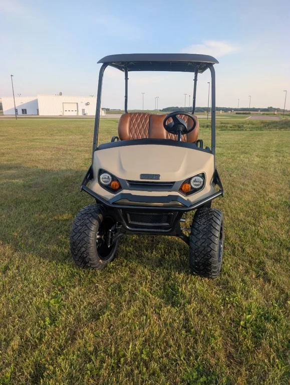 2026 E-Z-GO Express photo 14