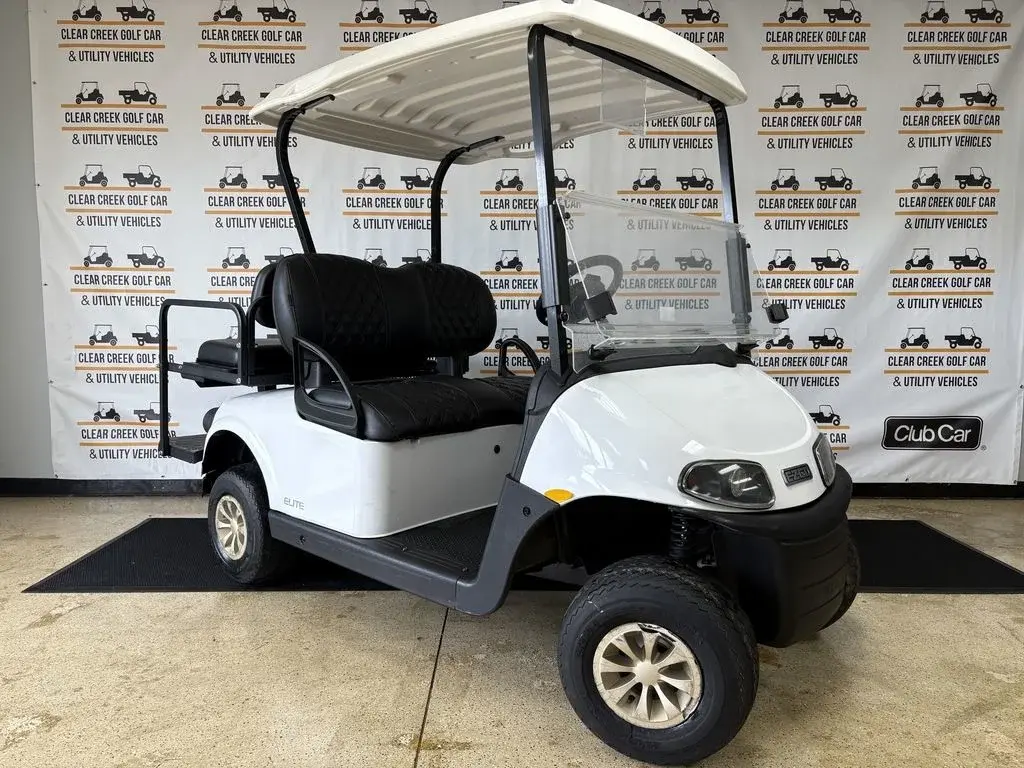 2022 E-Z-GO RXV ELiTE Lithium photo 1