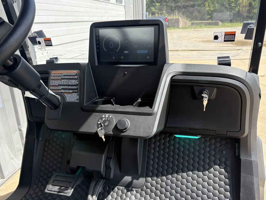 2026 E-Z-GO RXV ELiTE Lithium photo 6